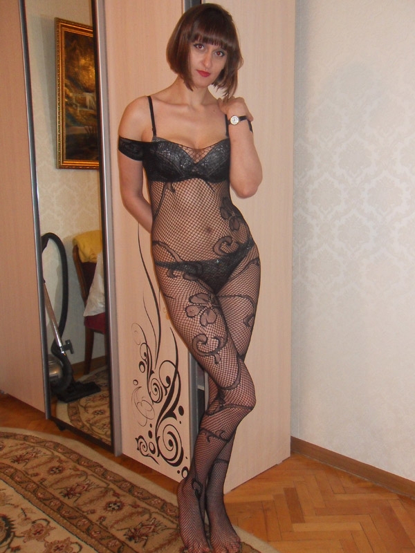 Виктория, 27